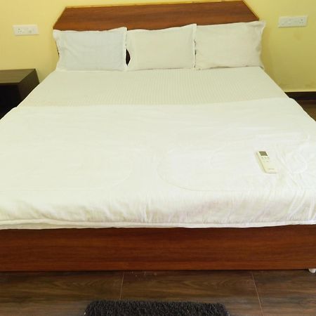 One Love Guest House Morjim Exteriér fotografie