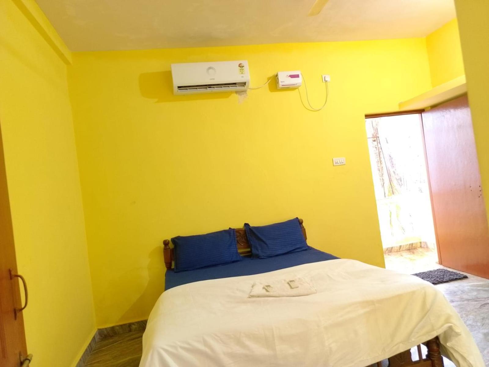 One Love Guest House Morjim Exteriér fotografie