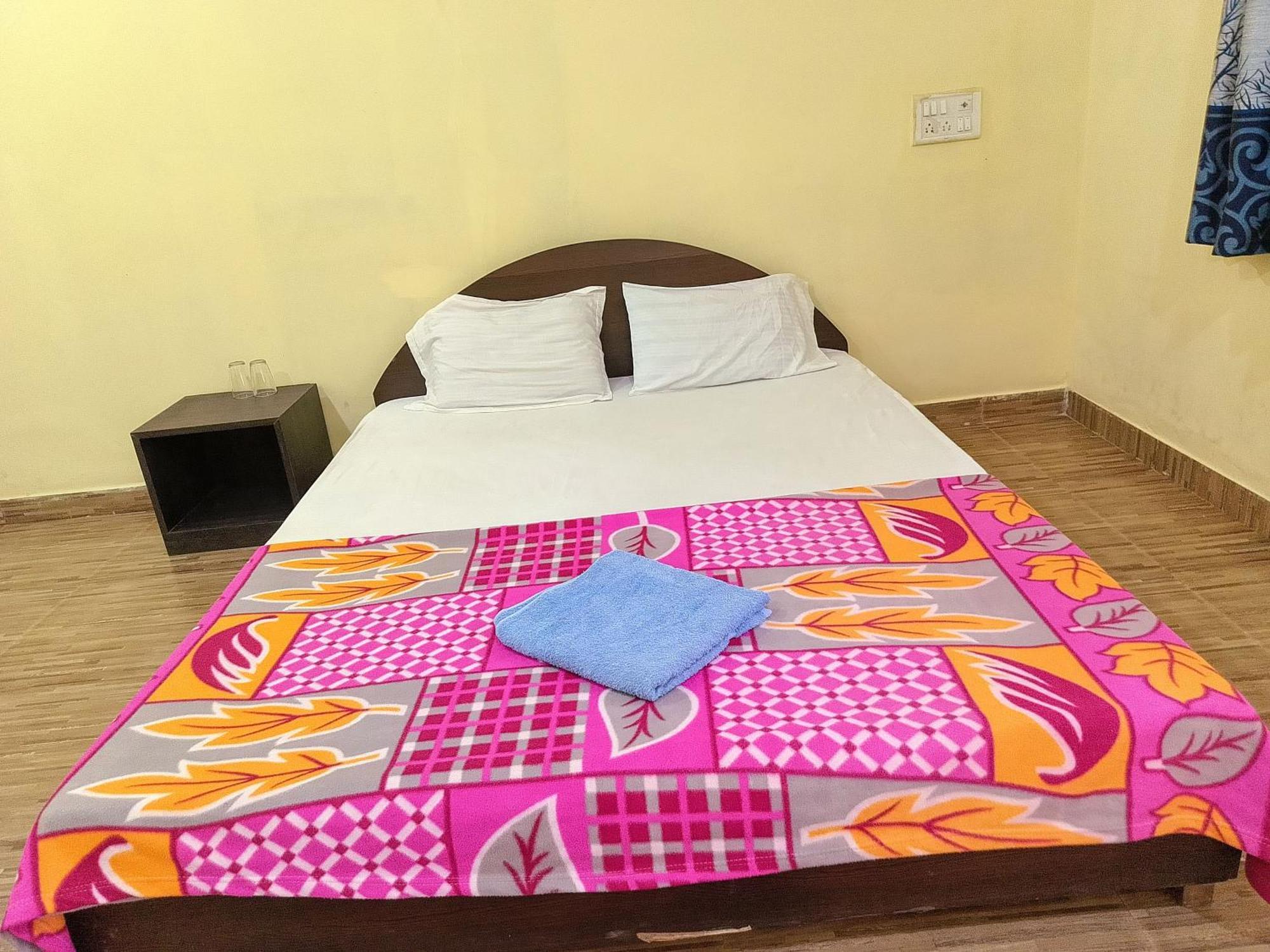 One Love Guest House Morjim Exteriér fotografie