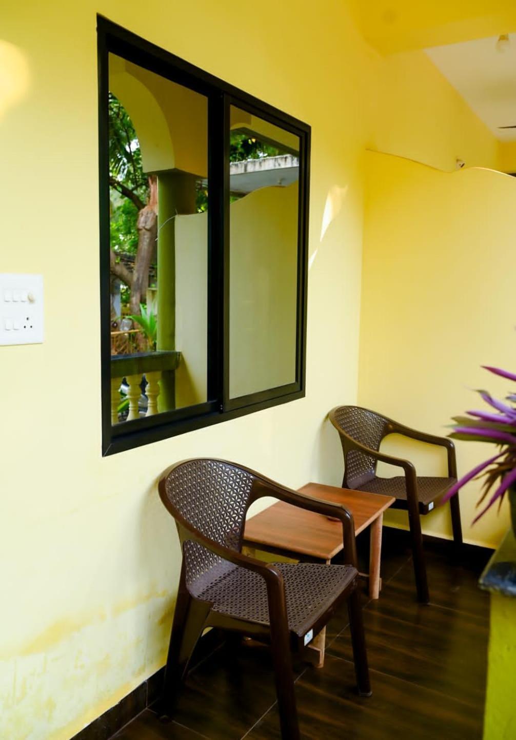 One Love Guest House Morjim Exteriér fotografie